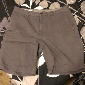 Amazon Essential Shorts Men’s 32